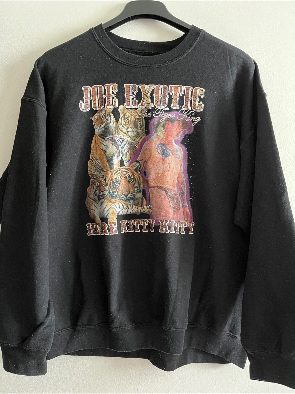 JOE EXOTIC crewneck